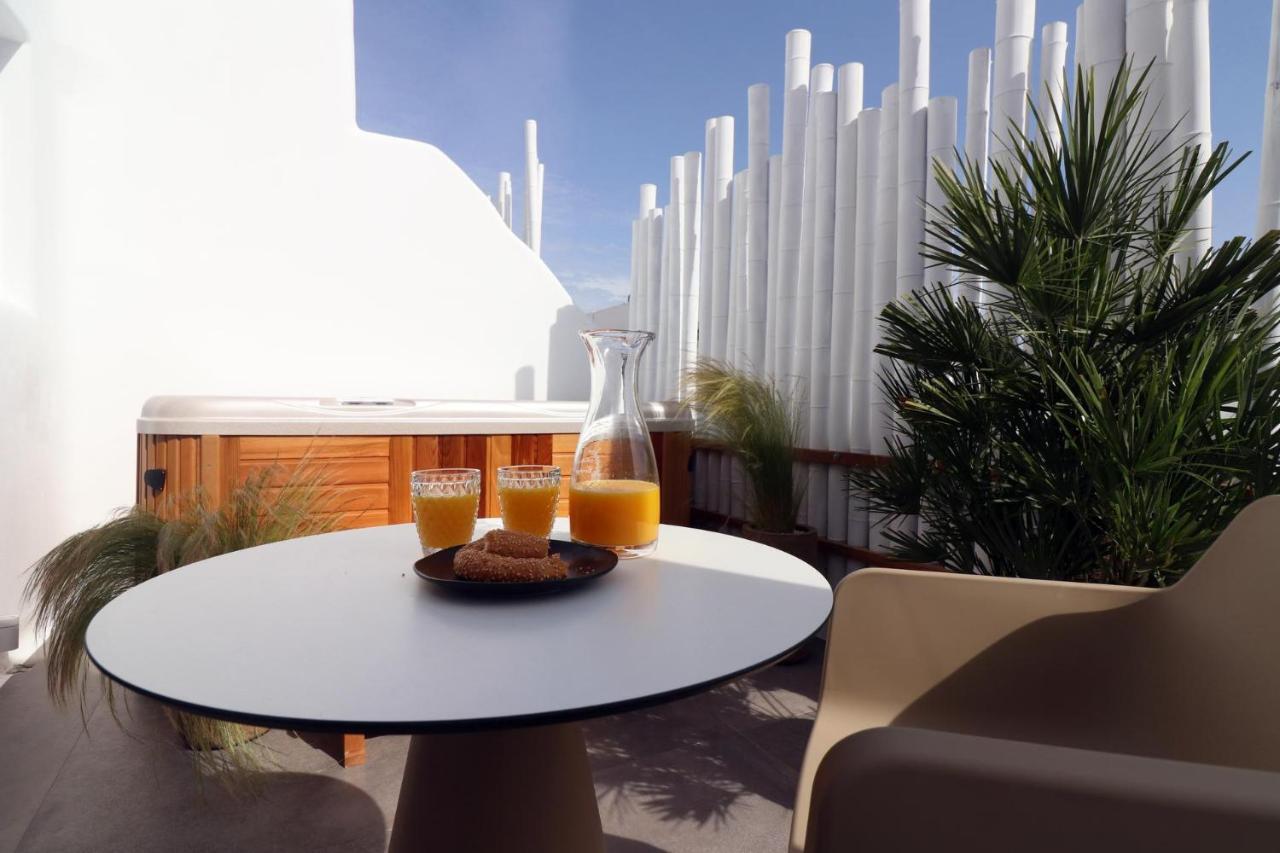Narcissus Luxury Suites Naxos City Экстерьер фото