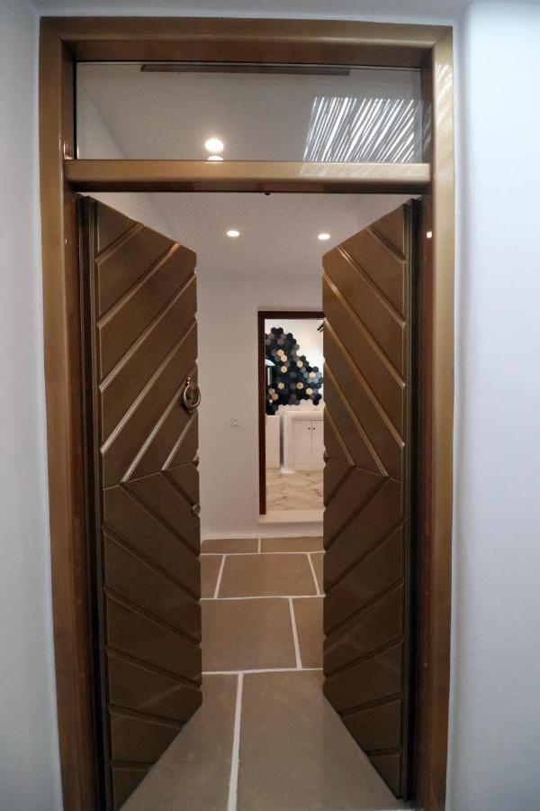 Narcissus Luxury Suites Naxos City Экстерьер фото